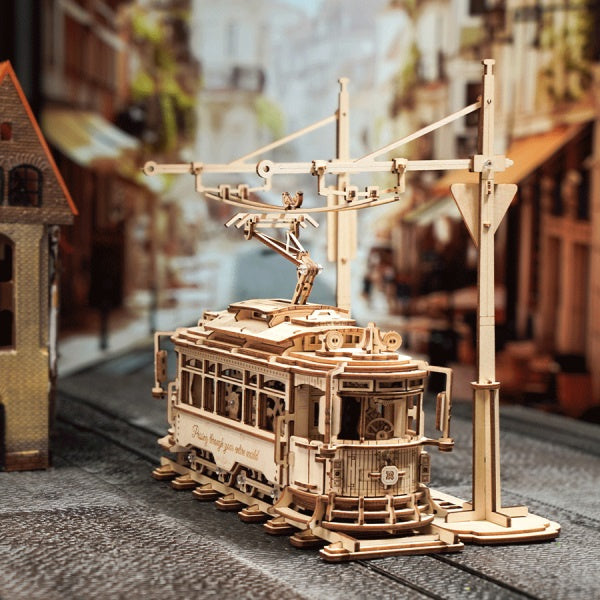 Koottava puinen pienoismalli Classic City Tram Online Sale